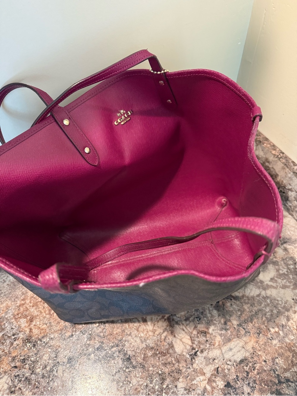 Coach Brown Signature Tote with Fuchsia Trim - Picture 4 of 4
